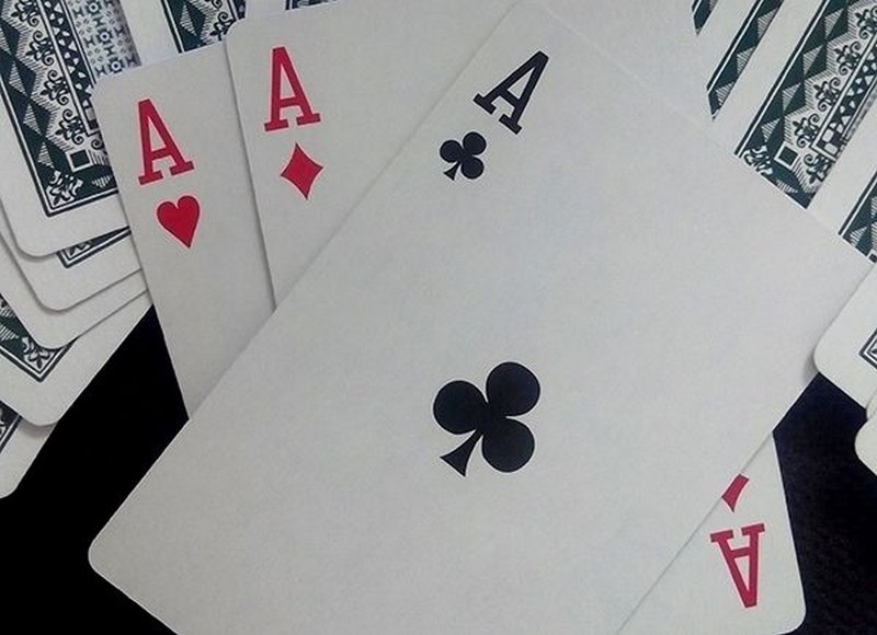 Chọn vị trí ngồi tốt “đắc địa” chính là cách đánh game bài Phỏm hay 